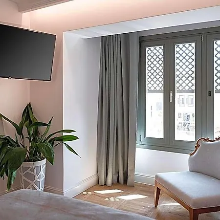 Ionas Boutique Hotel