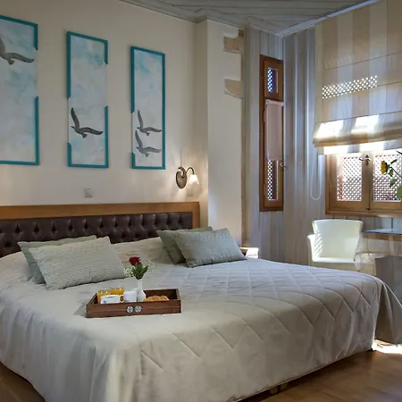 Hotel Ionas Boutique 3*