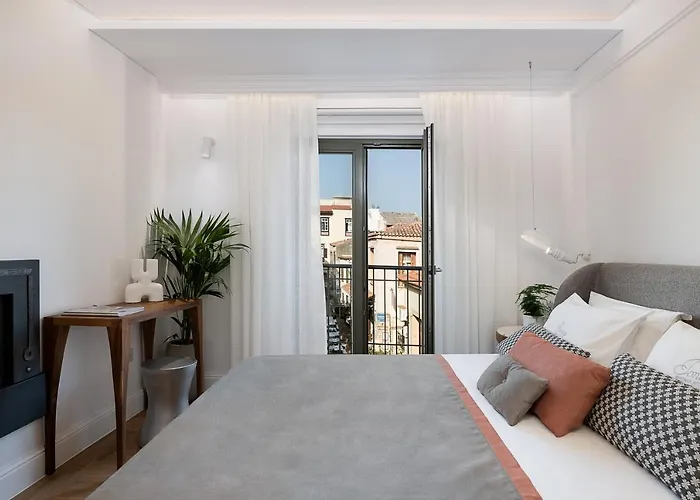 Ionas Boutique خانيا