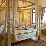 Ionas Boutique Chania (Crete)
