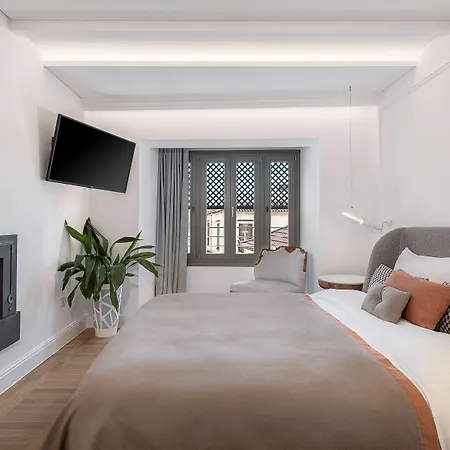 Ionas Boutique 3*