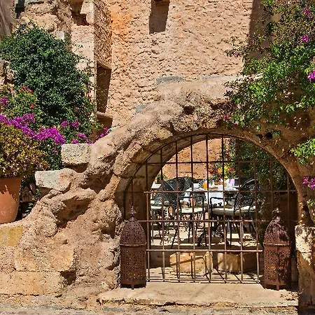 Ionas Boutique Chania (Crete)