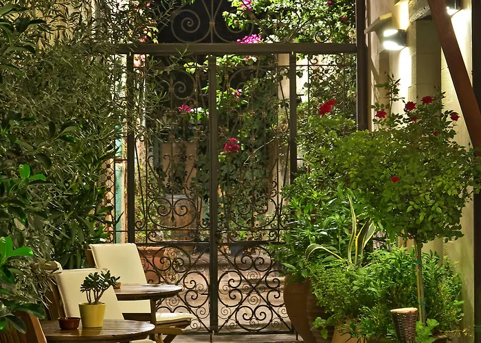 Ionas Boutique Hotel 3*